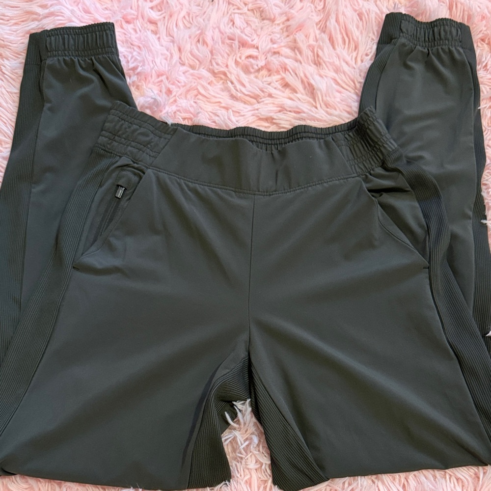 Athleta Women Joggers